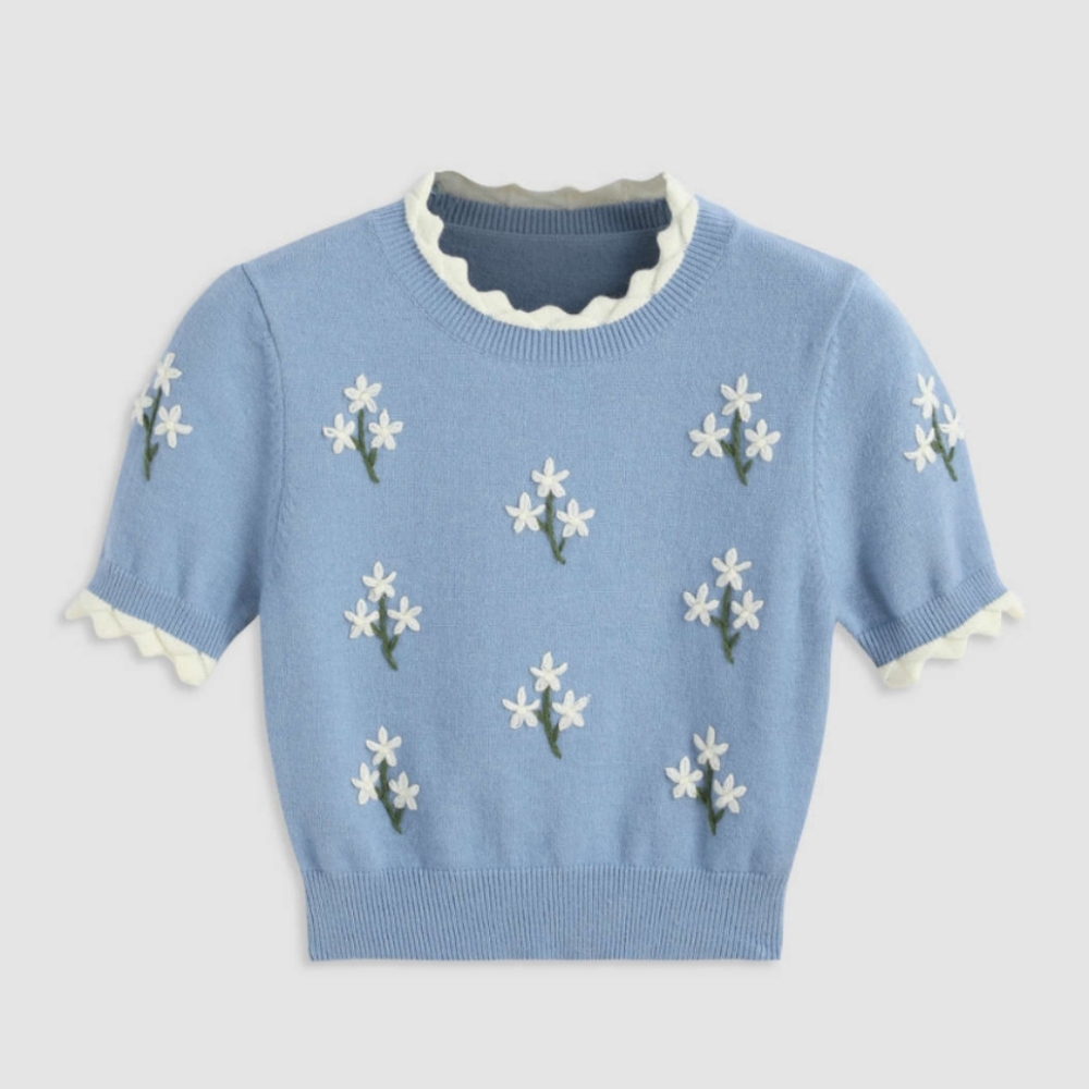 Cider knit flower graphic ruffle trim short sleeve crop top